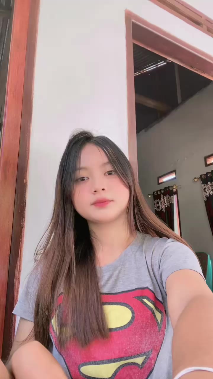 @𝐁T̸ | F L Y Y