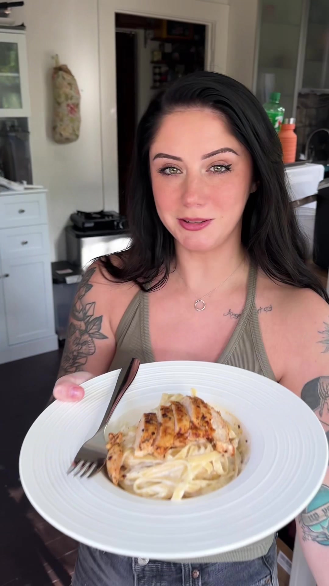 @sandwichcutiecat