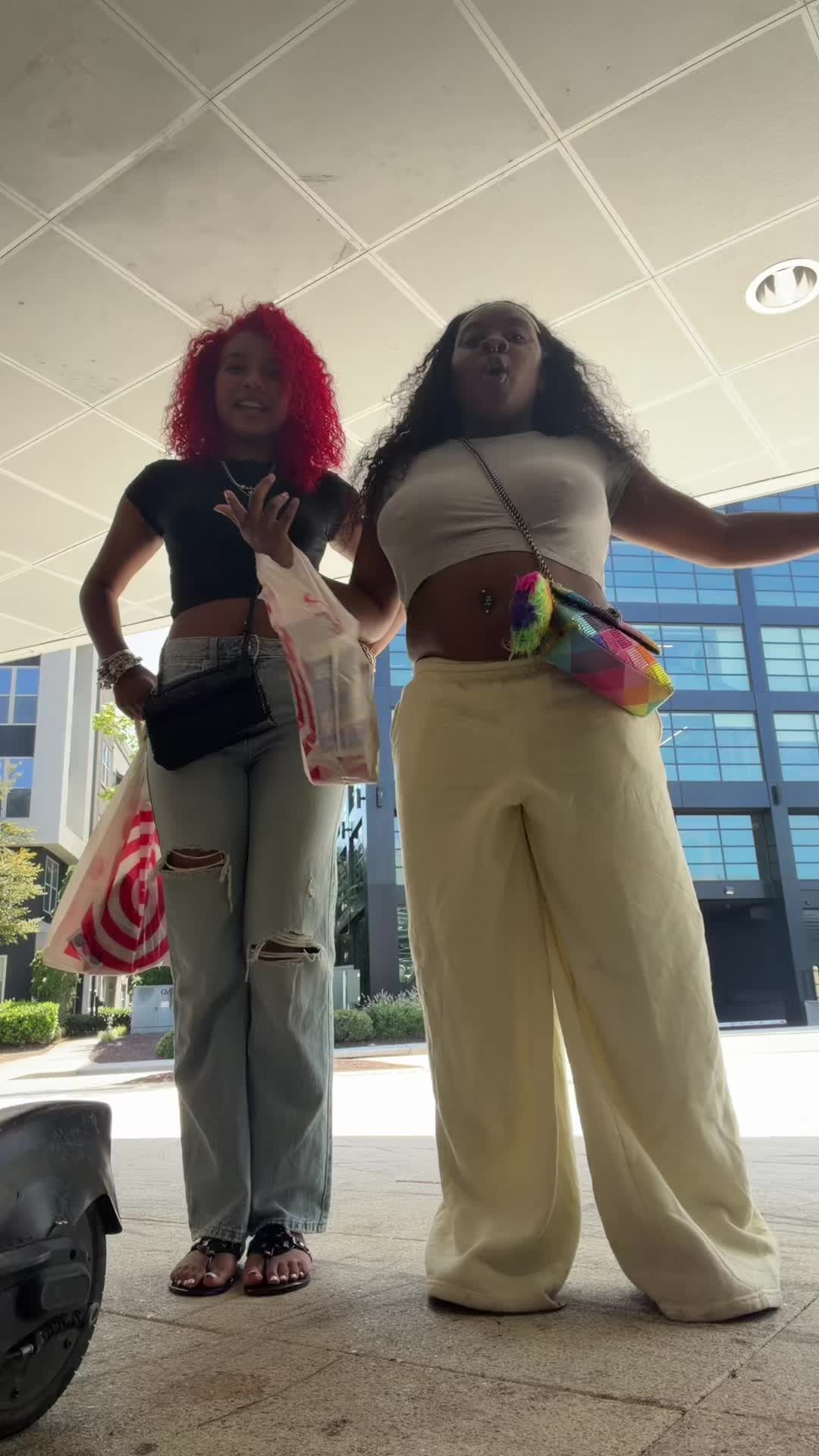@houseoflaressia_