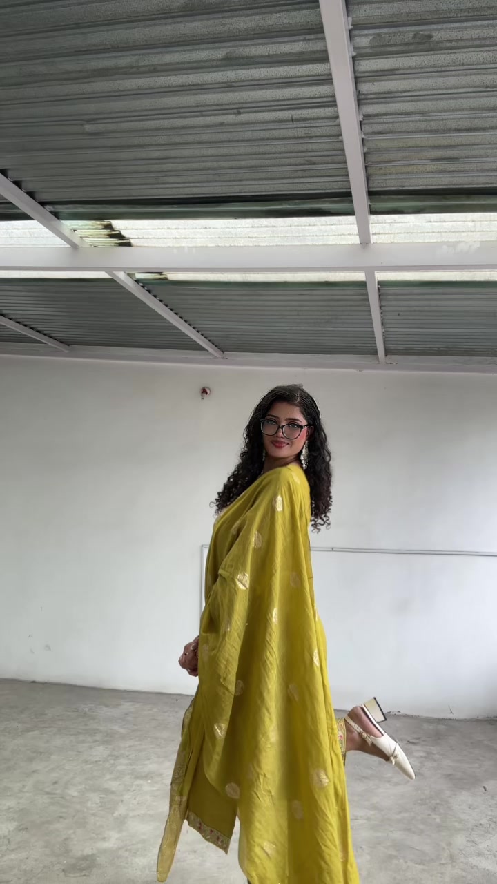 @प्रशंसा 🌸