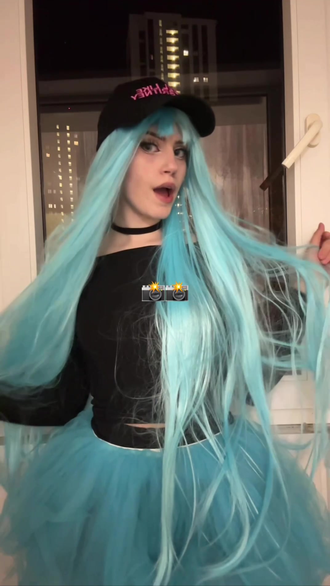 @×_×