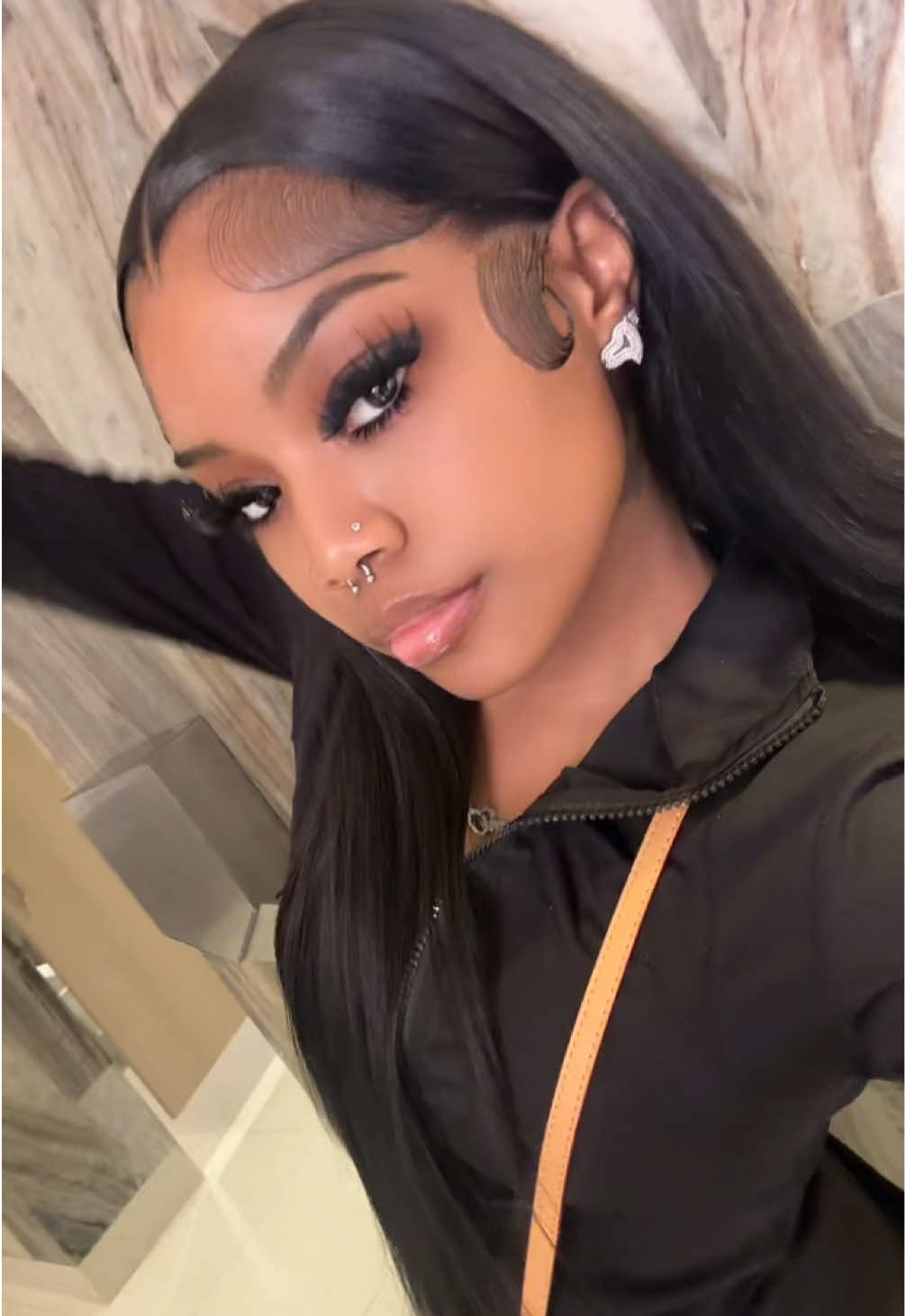 @𝐈'𝐦𝐚𝐧𝐢