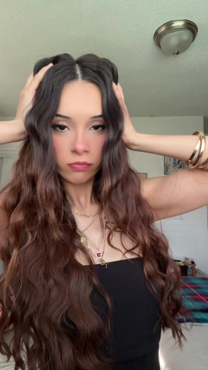 @Priscila