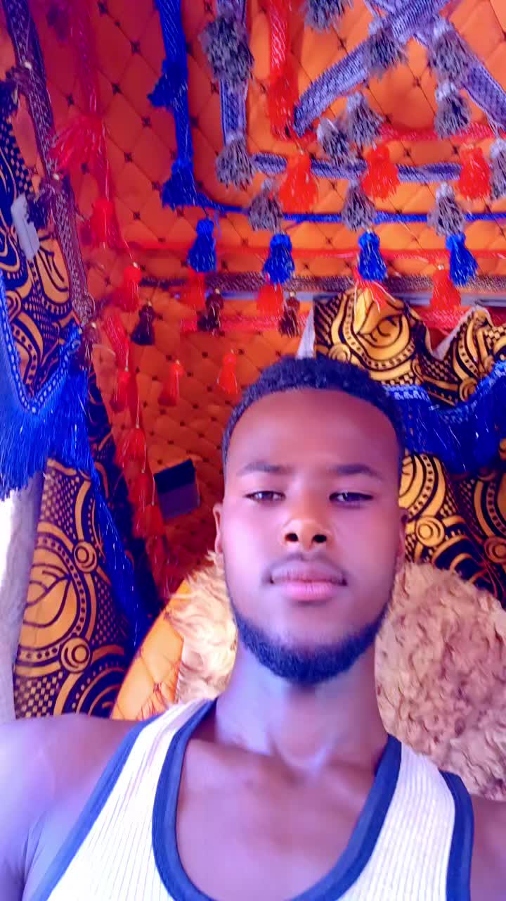 @📸GARAADKA👑YAR🧔🥇✅️