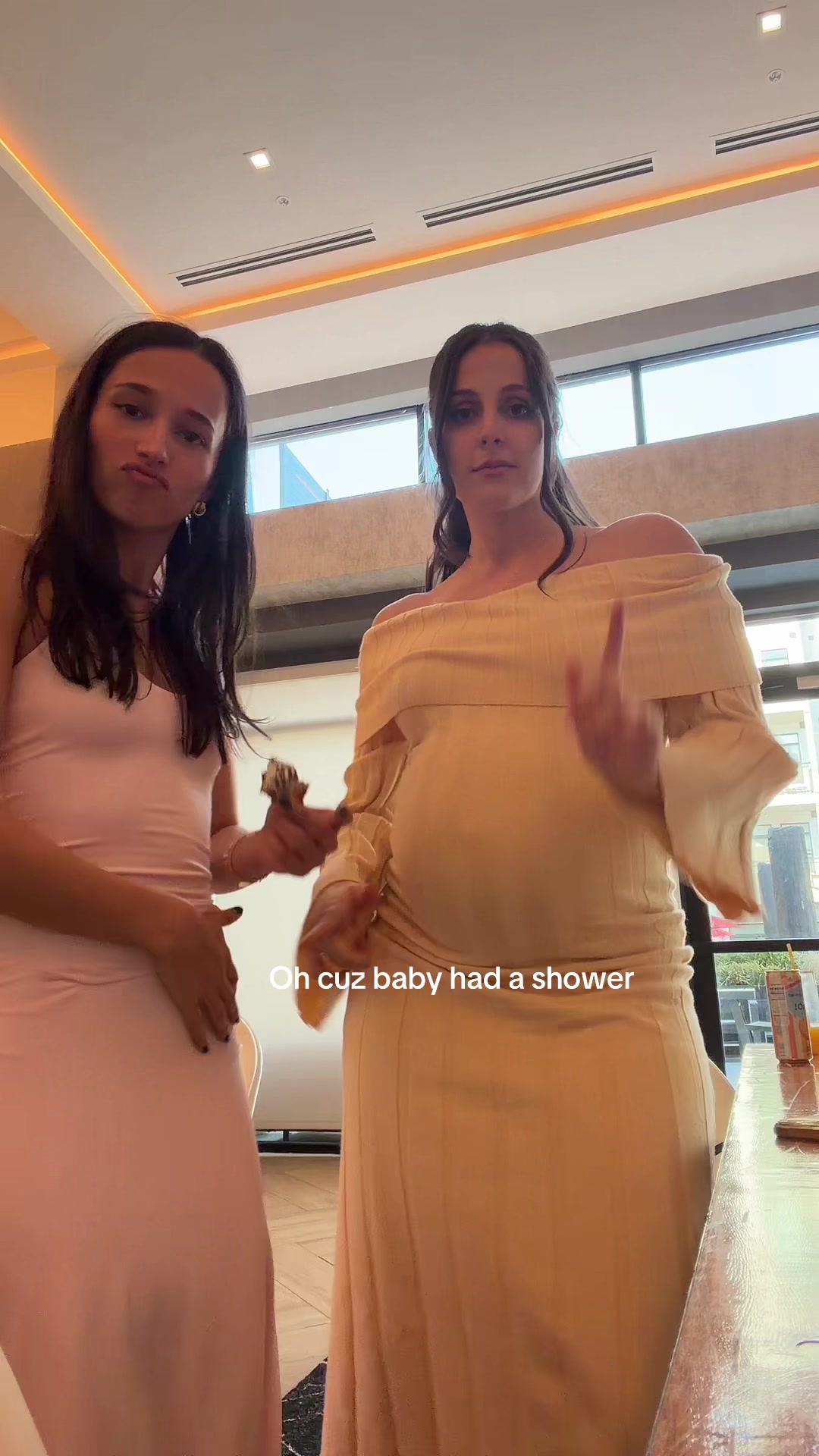 @Juliagjelaj