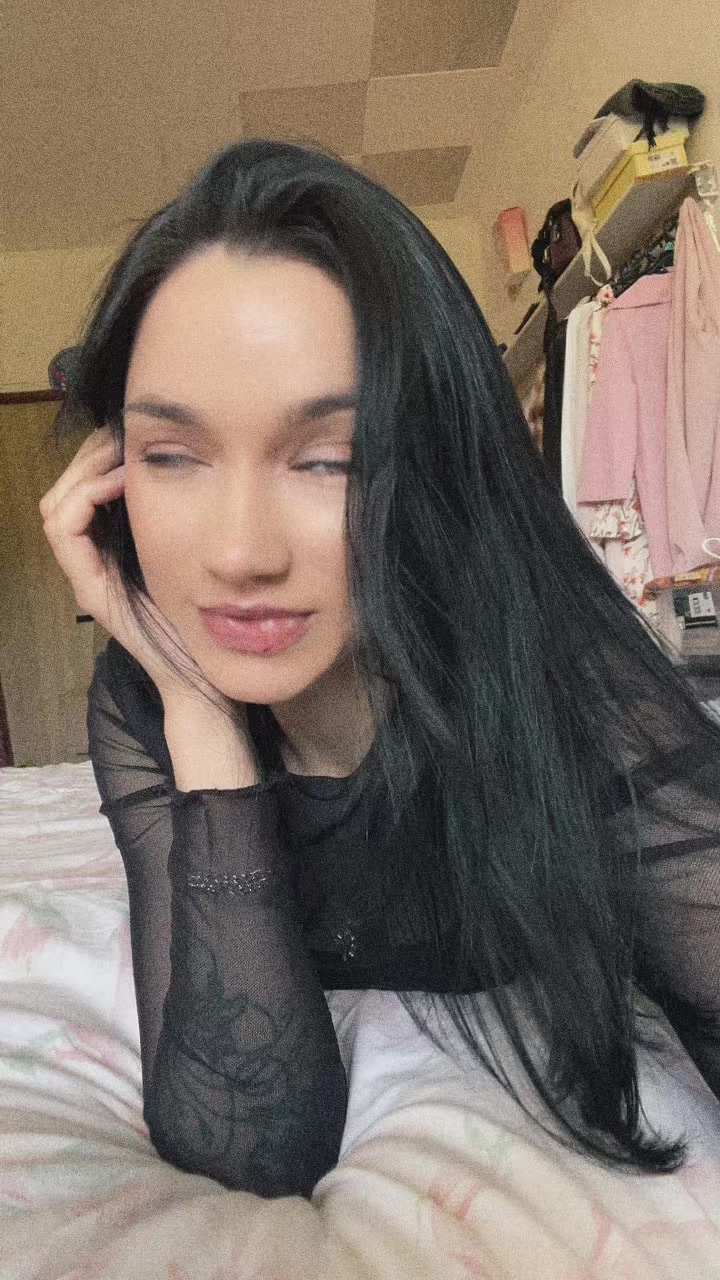 @Yulia Oleynik