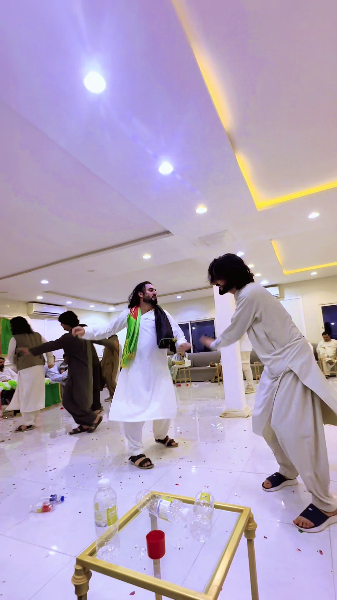@خوستوال