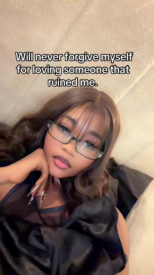 @Joke🫧🖤