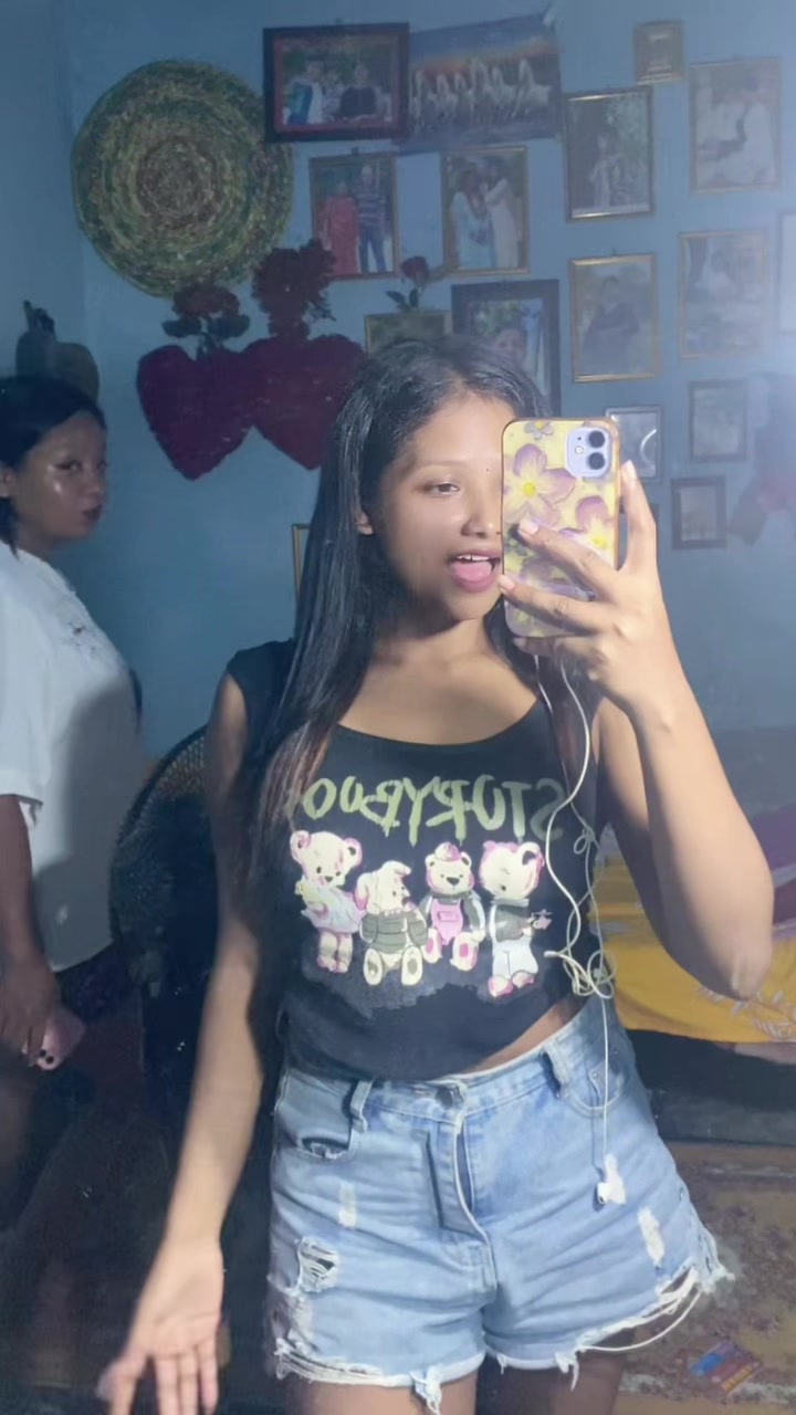 @max ko momi💔🥺