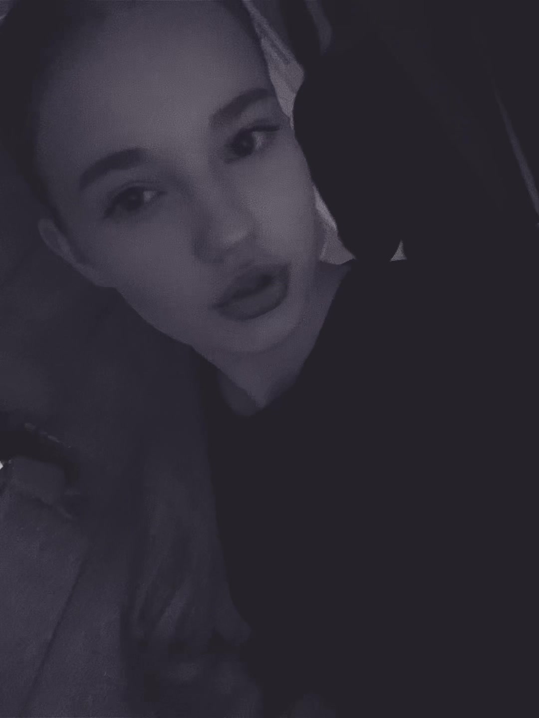@🙇🏼&zwj;♀️