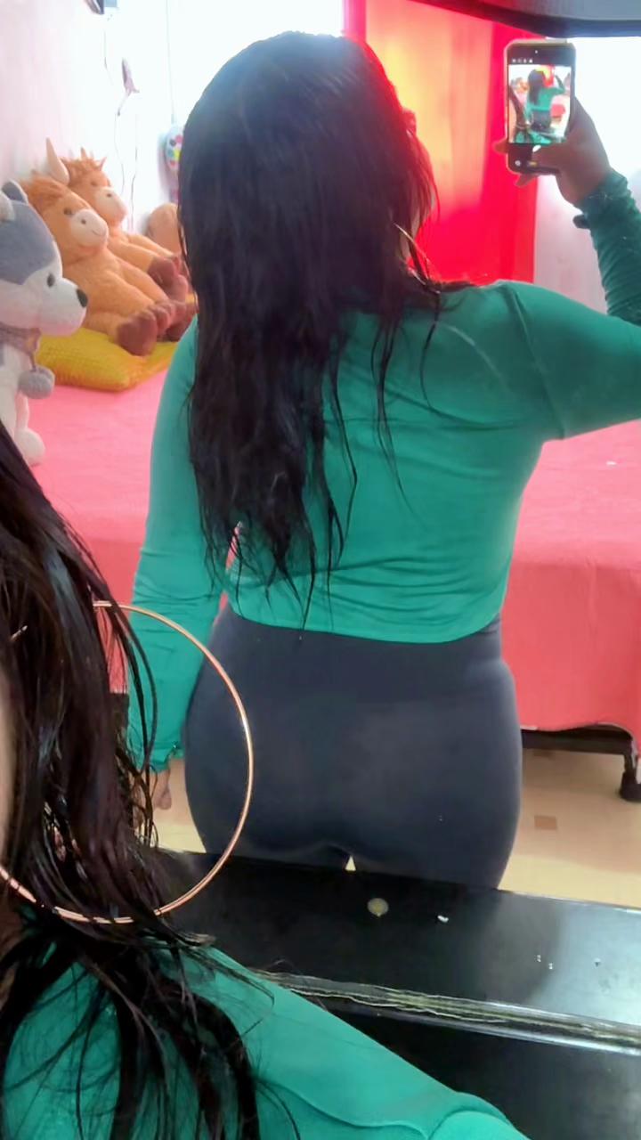 @Gloria