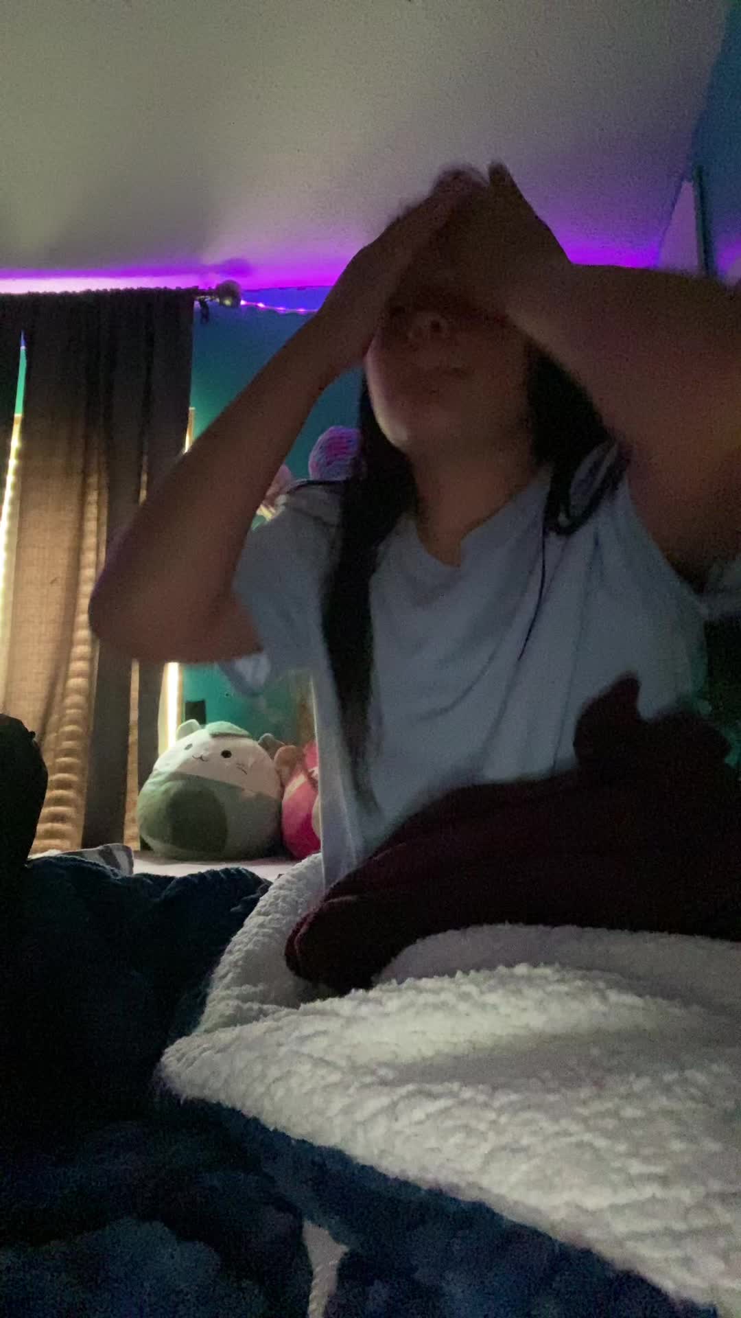 @⃟