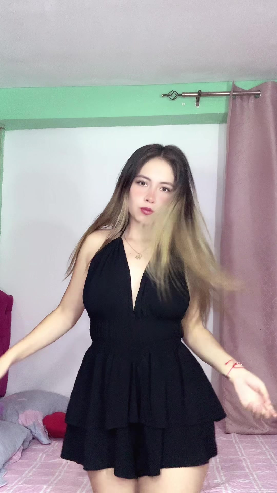 @🐰
