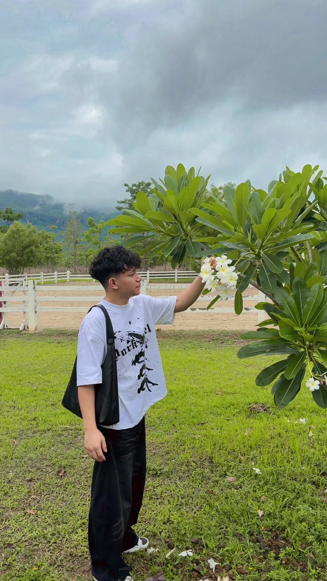 @Aung Aung 🍀Wine Lay🍀