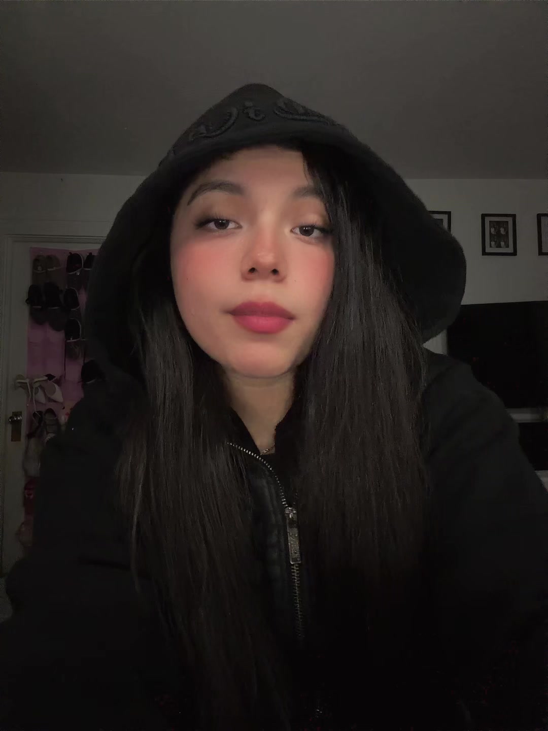 @️