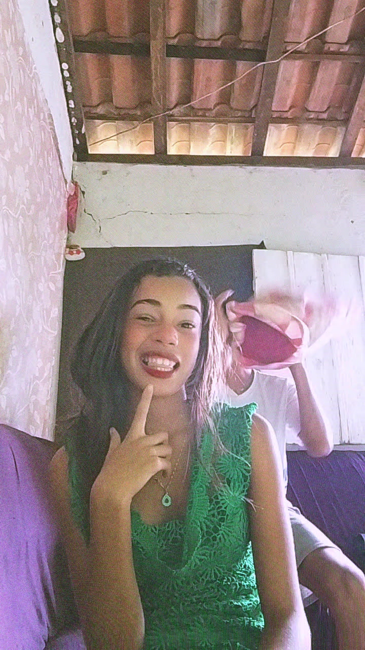 @__moreninha__17