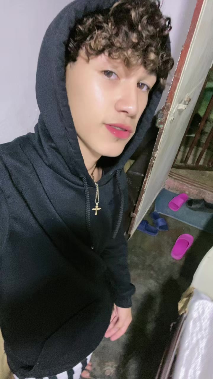 @May🐺.