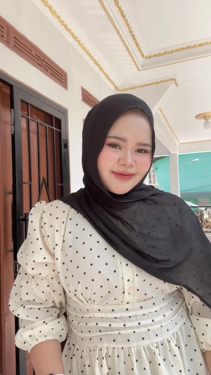 @Nisaa18
