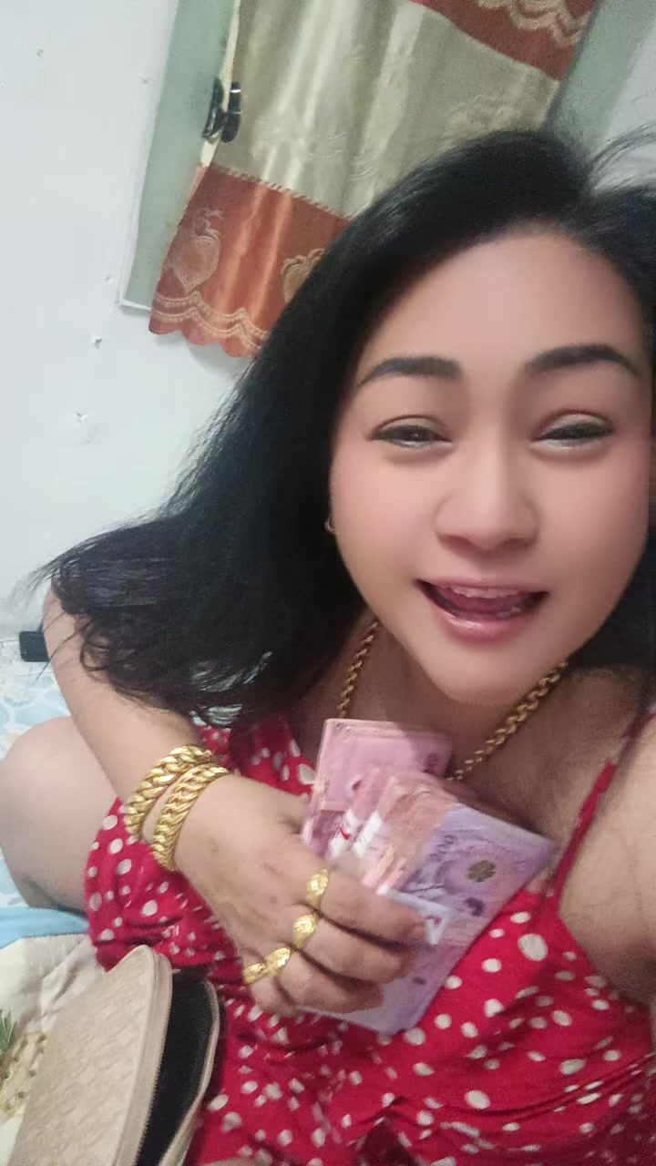 @ชุลีพร ใจเย็น