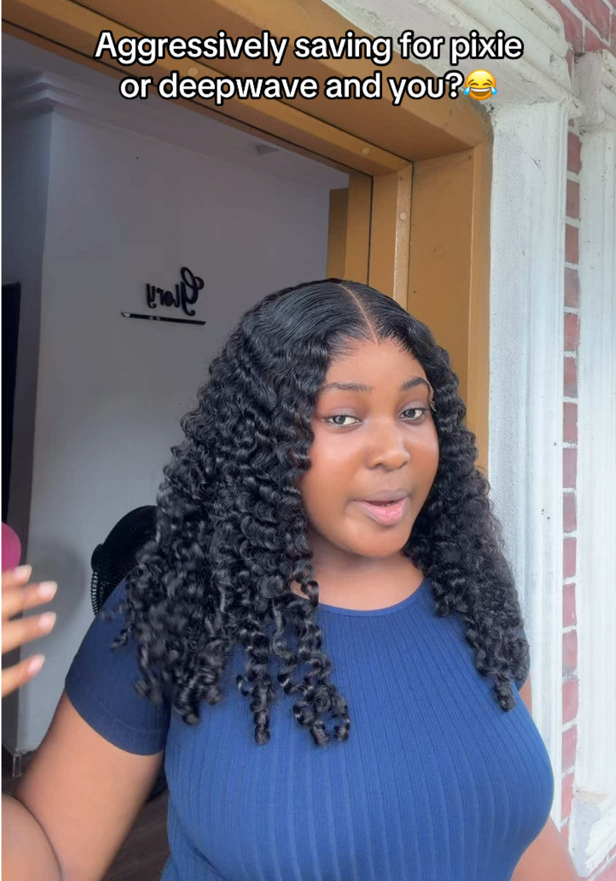 @HAIRBYGLORY (HAIR BRAND)