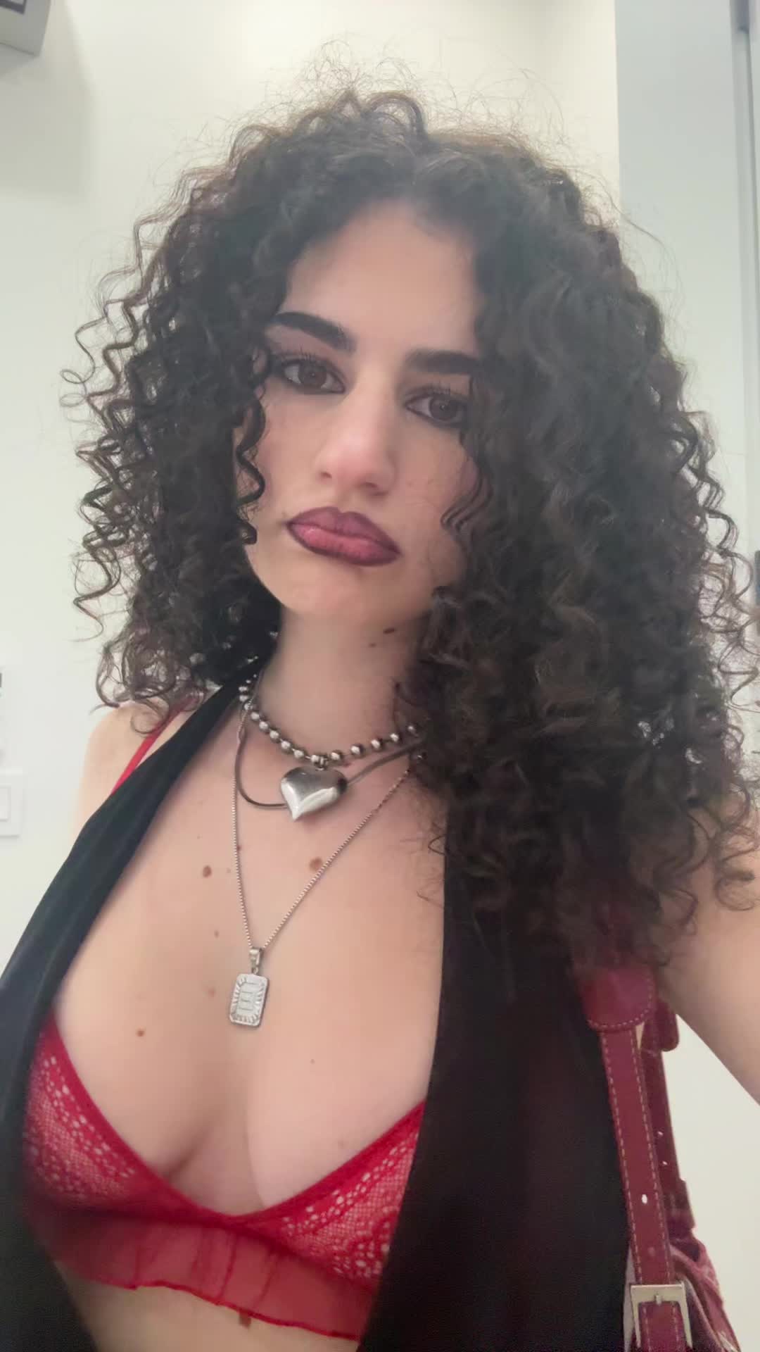 @Lyss