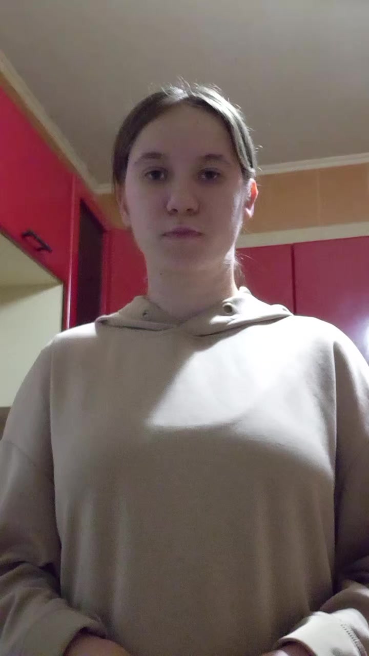 @Алинка брилькова
