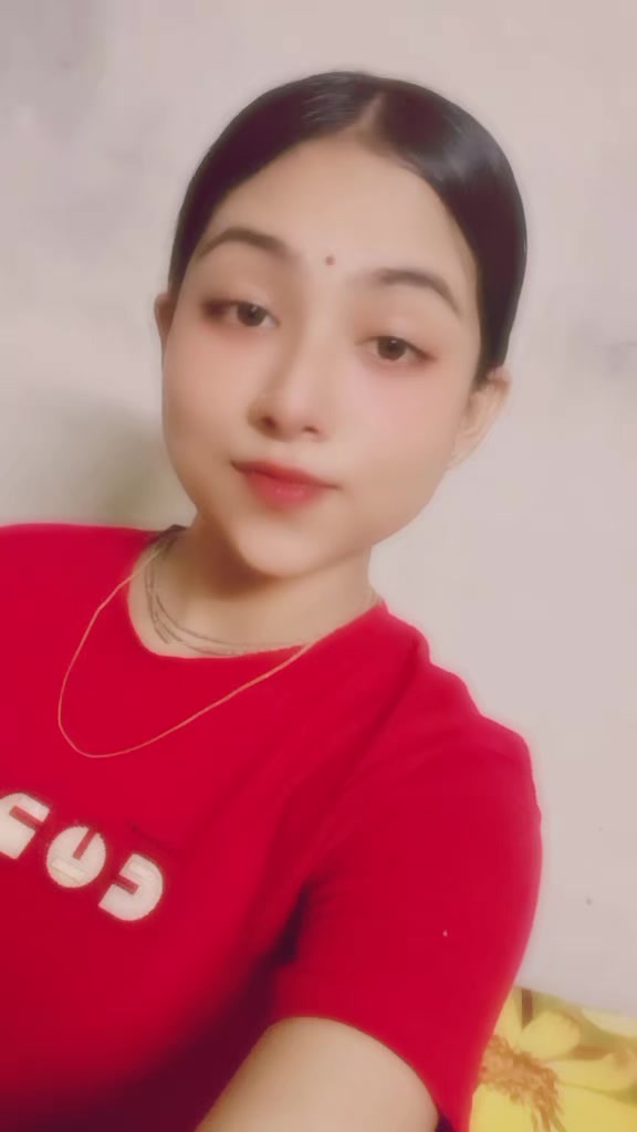 @✨Ratri Roy🌼