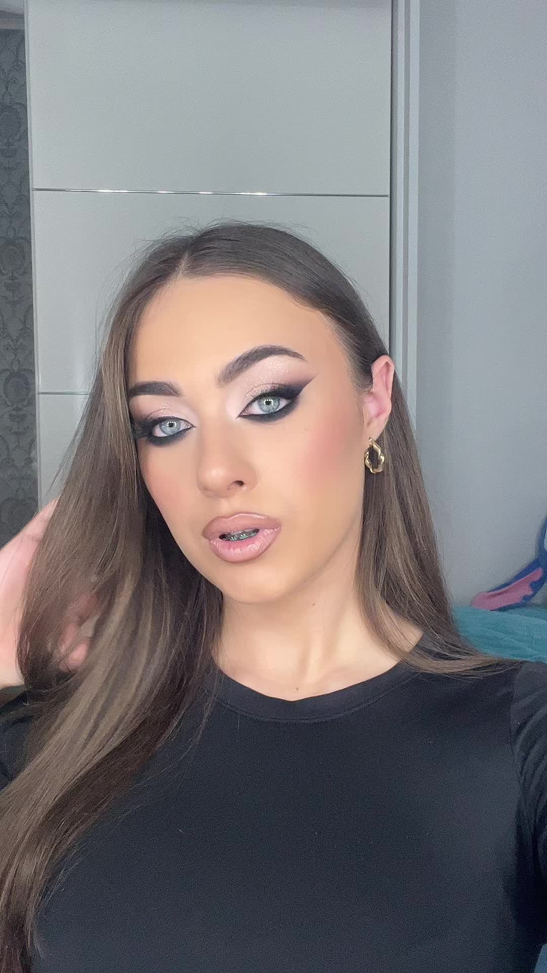 @Lara
