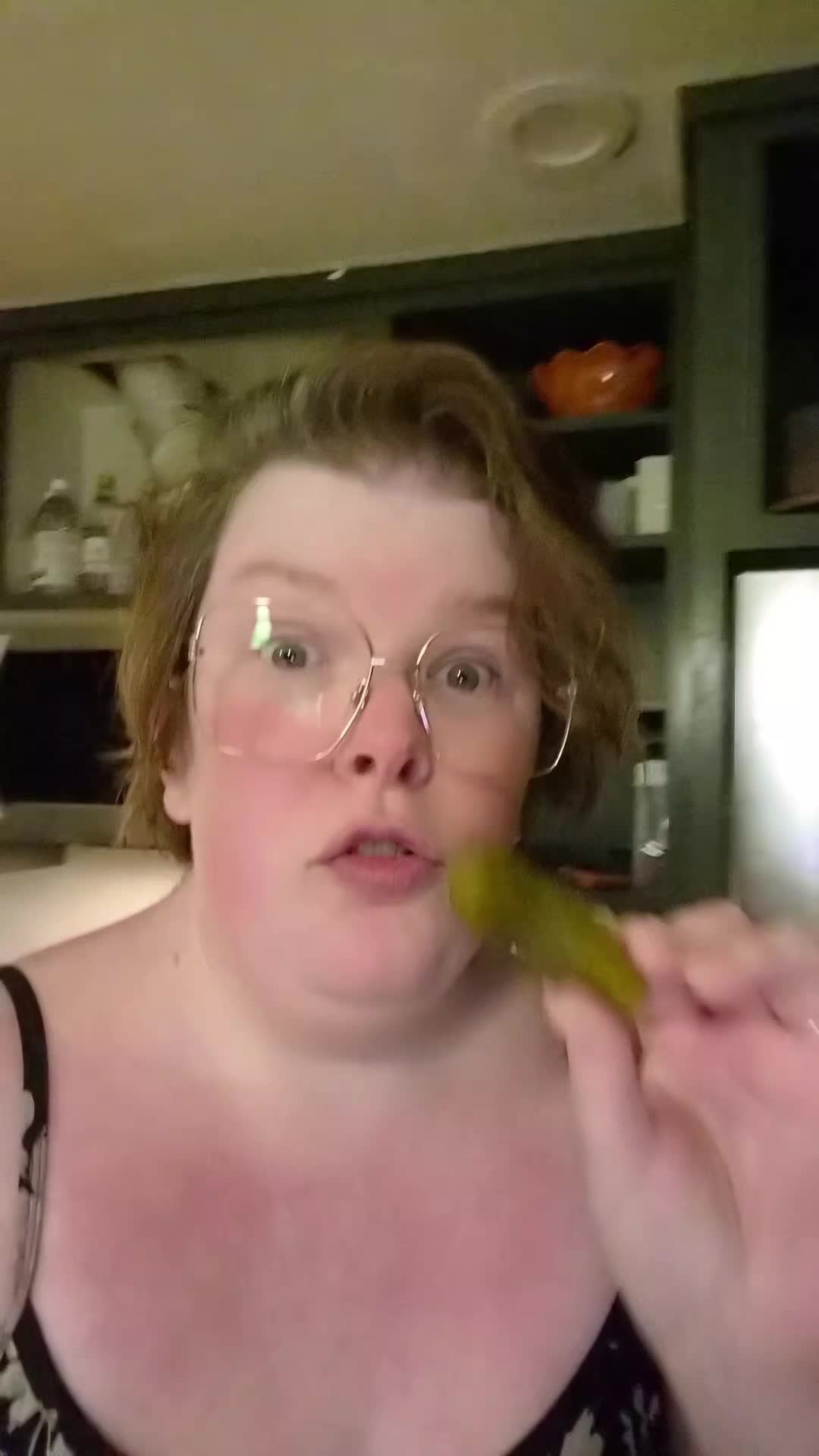 @Nealashitposts
