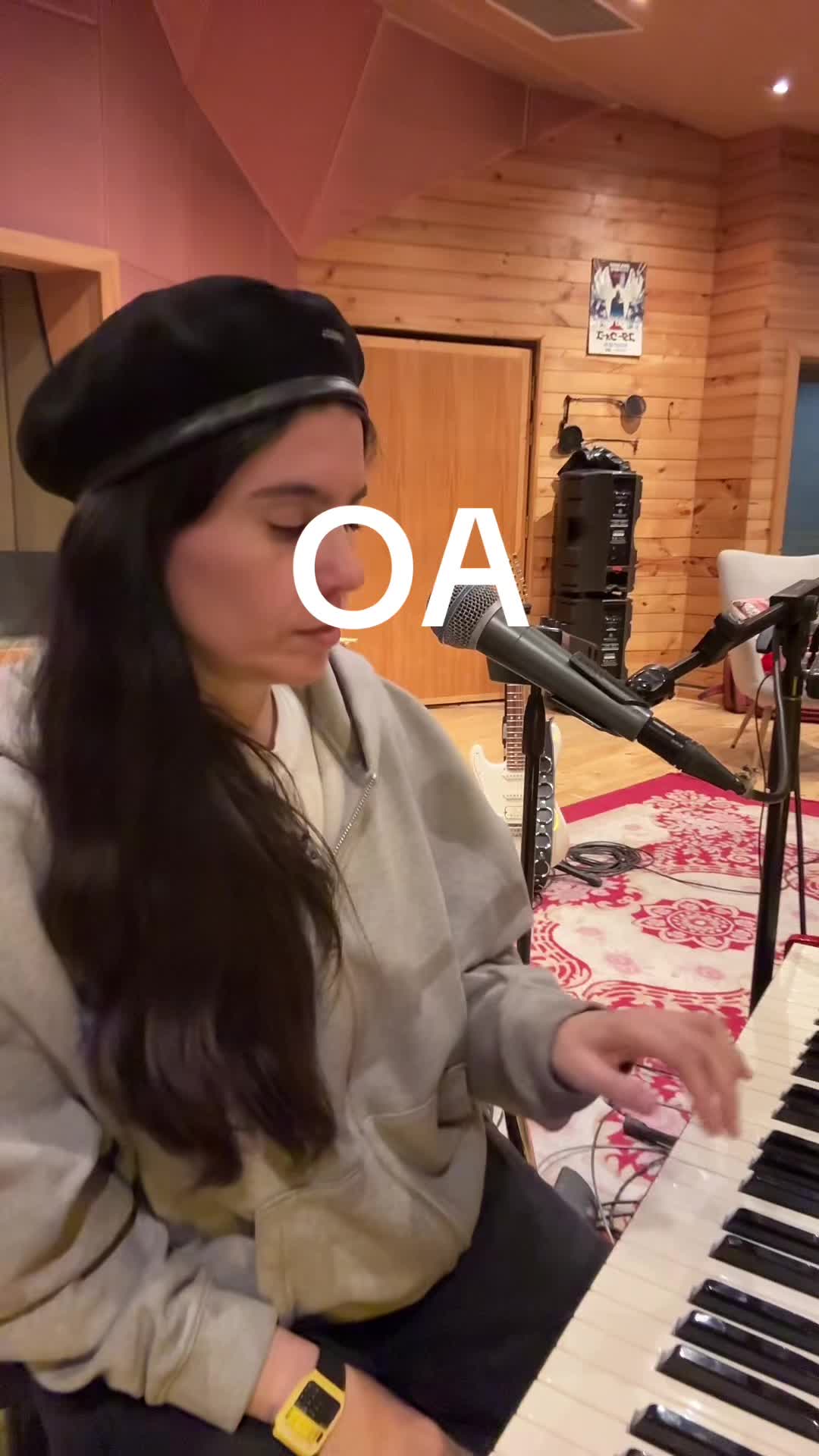 @Javiera Mena