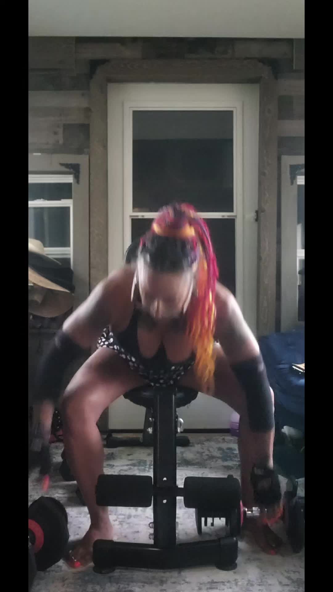 @Cyndi_Irie Fit