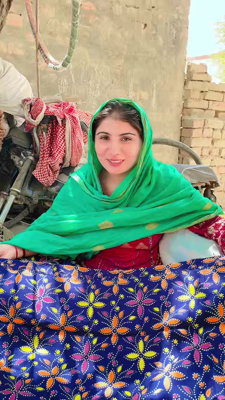@sania khan