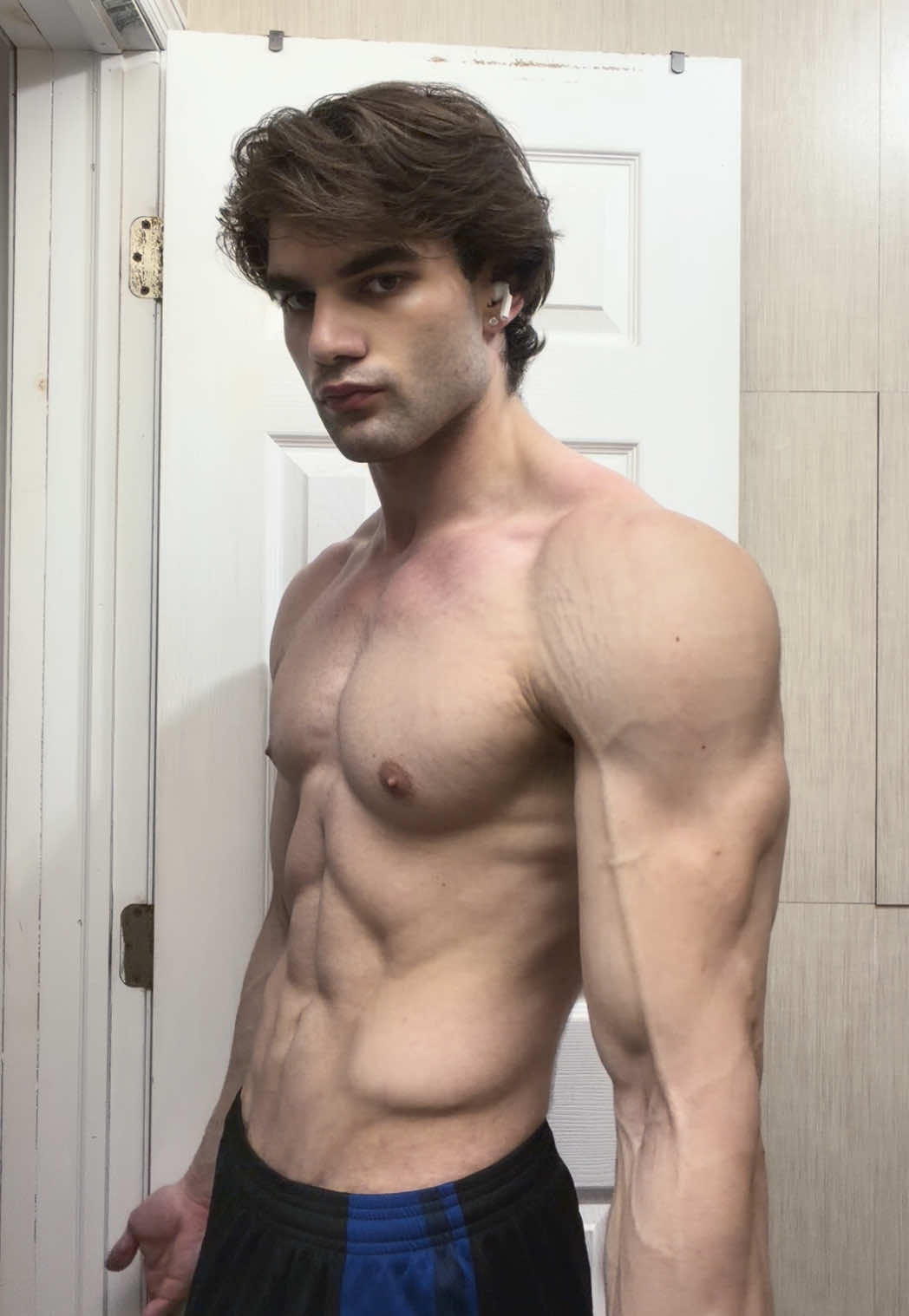 @qayro9
