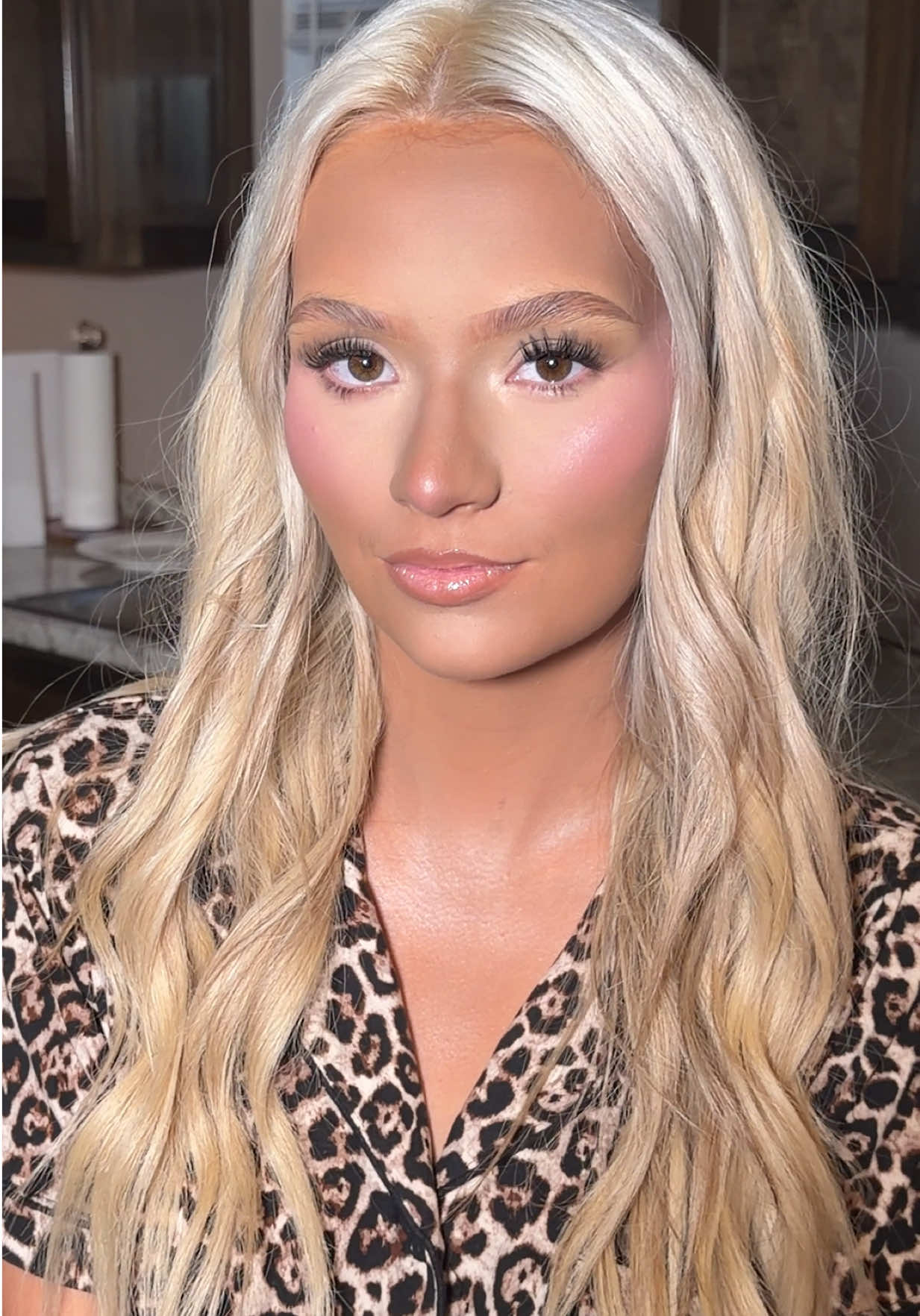 @Makeup by Sav