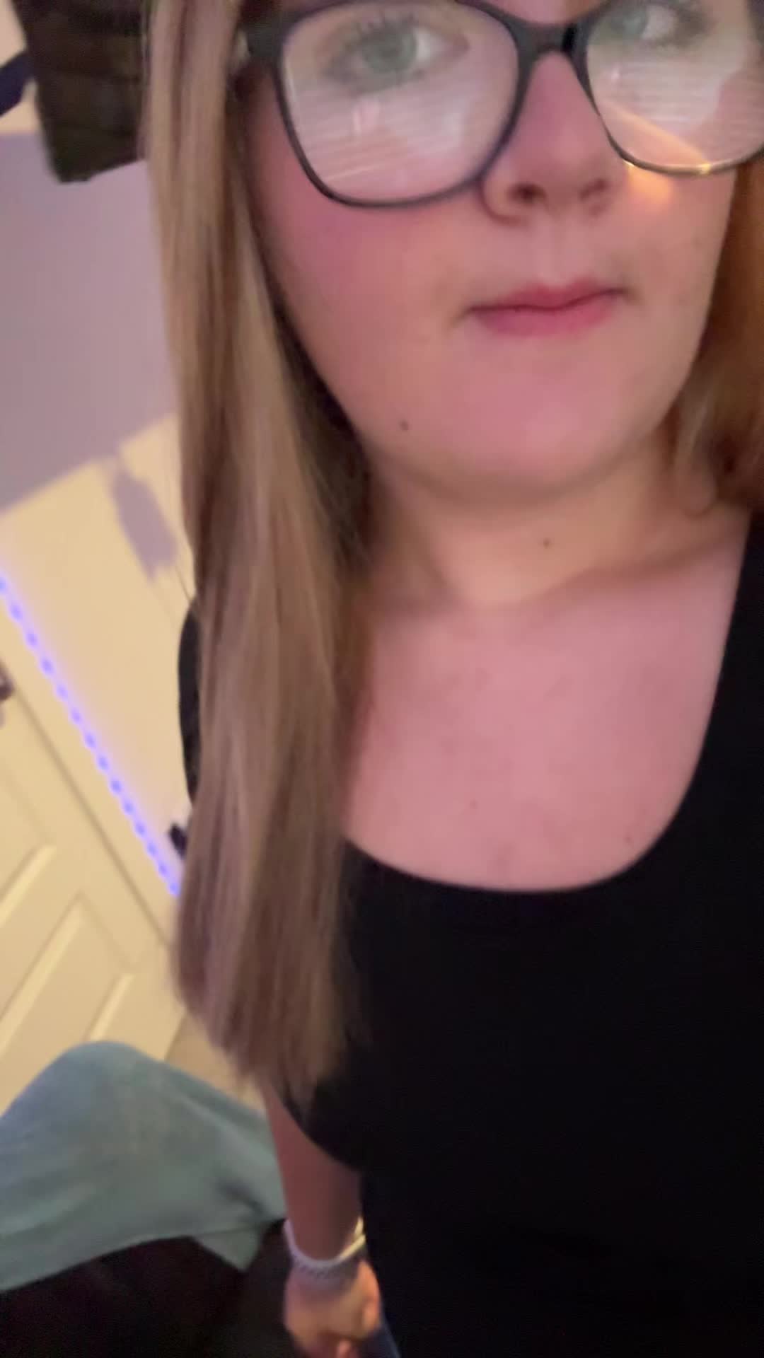 @Isabella