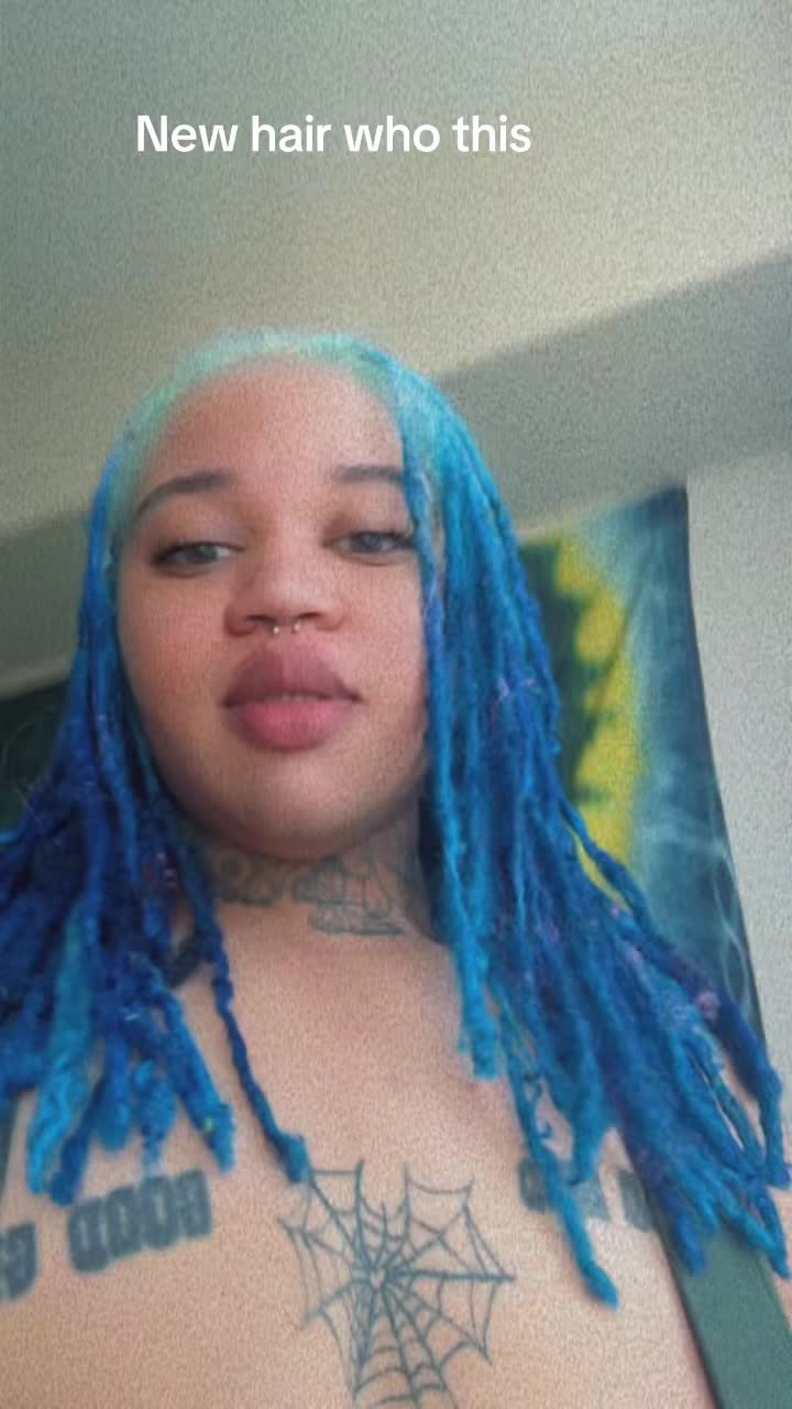 @BluuBerriYumYum