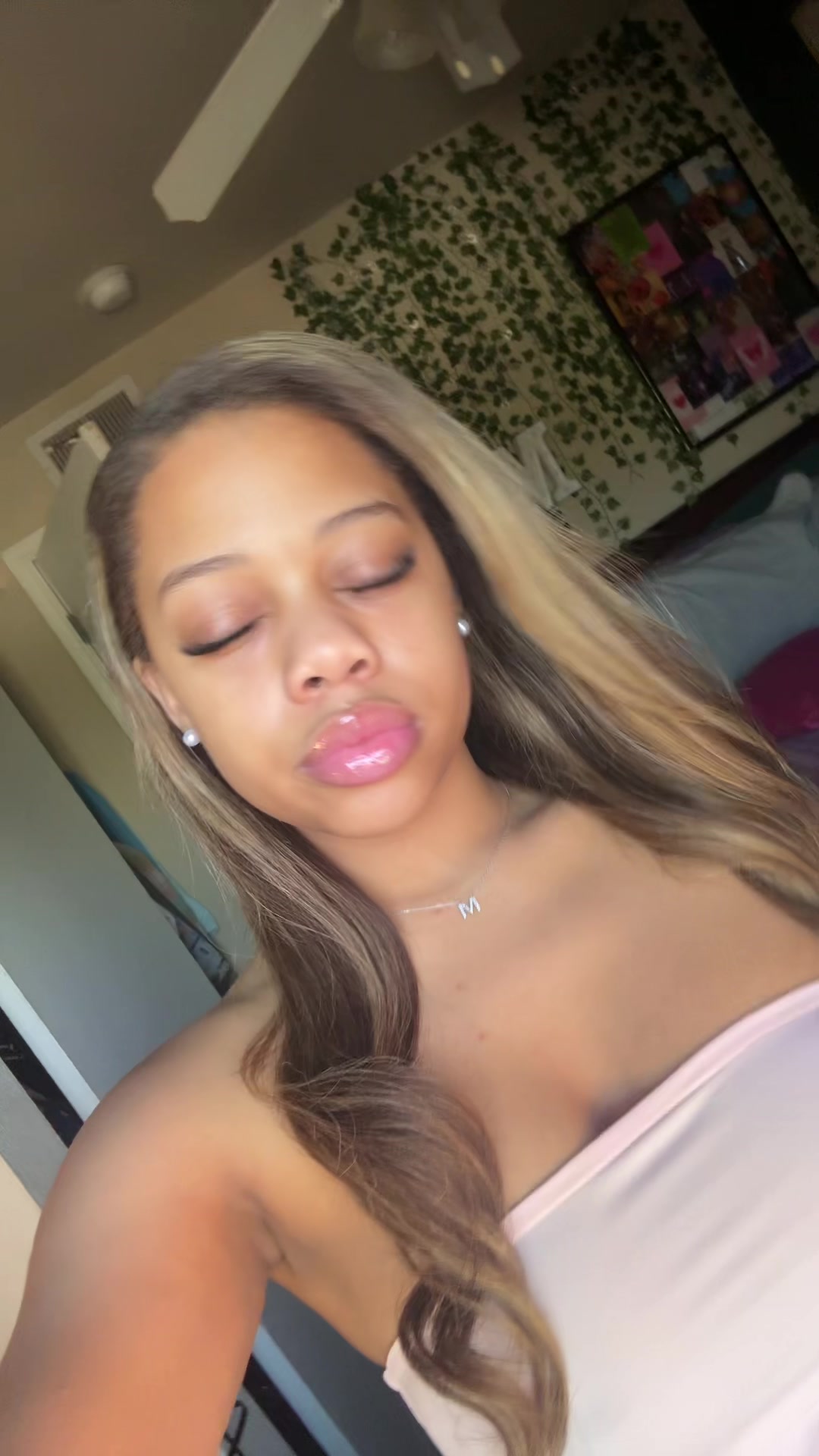 @yellowhoneysuckle