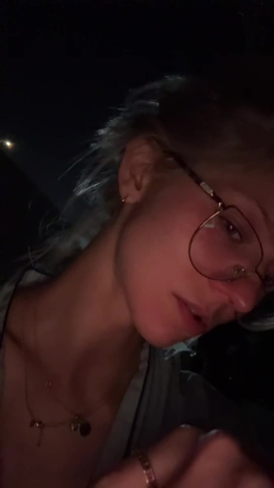 @clairegenuinely