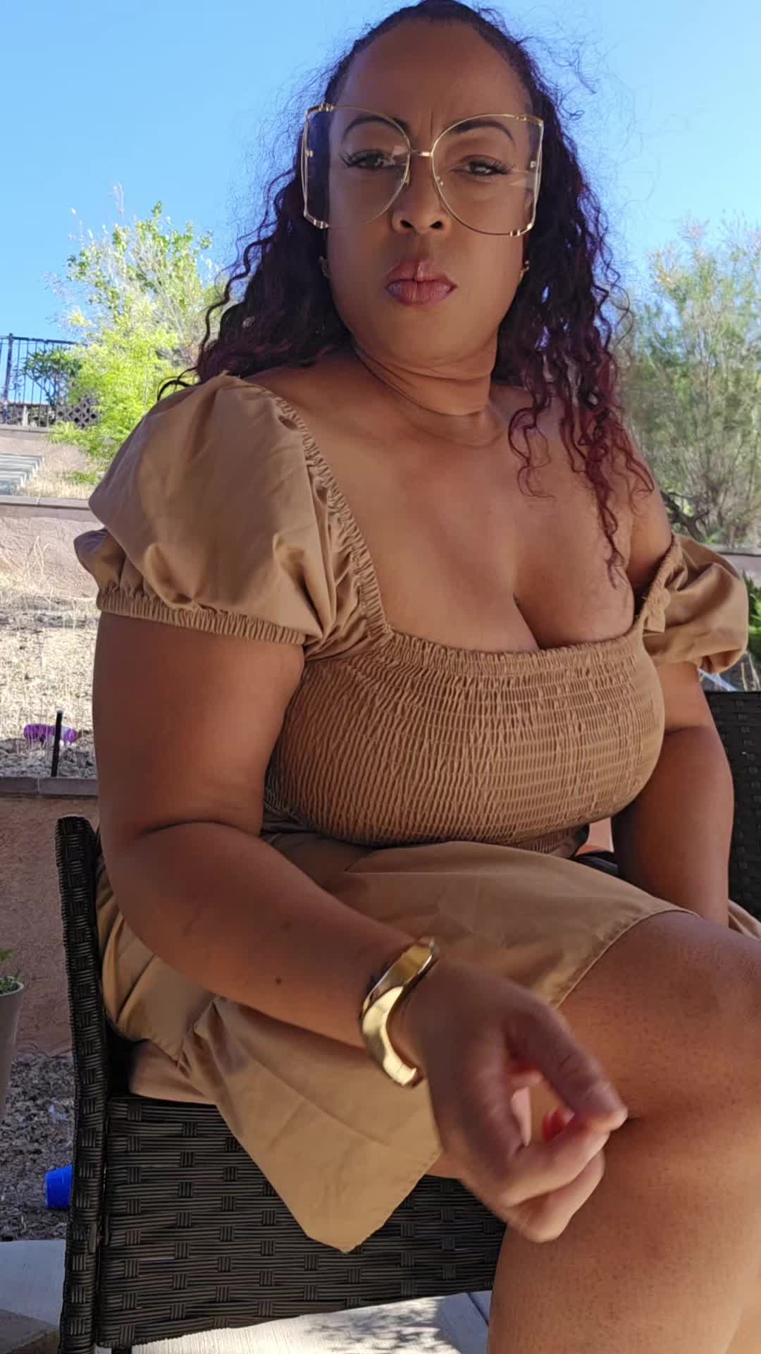 @ThatgirlE
