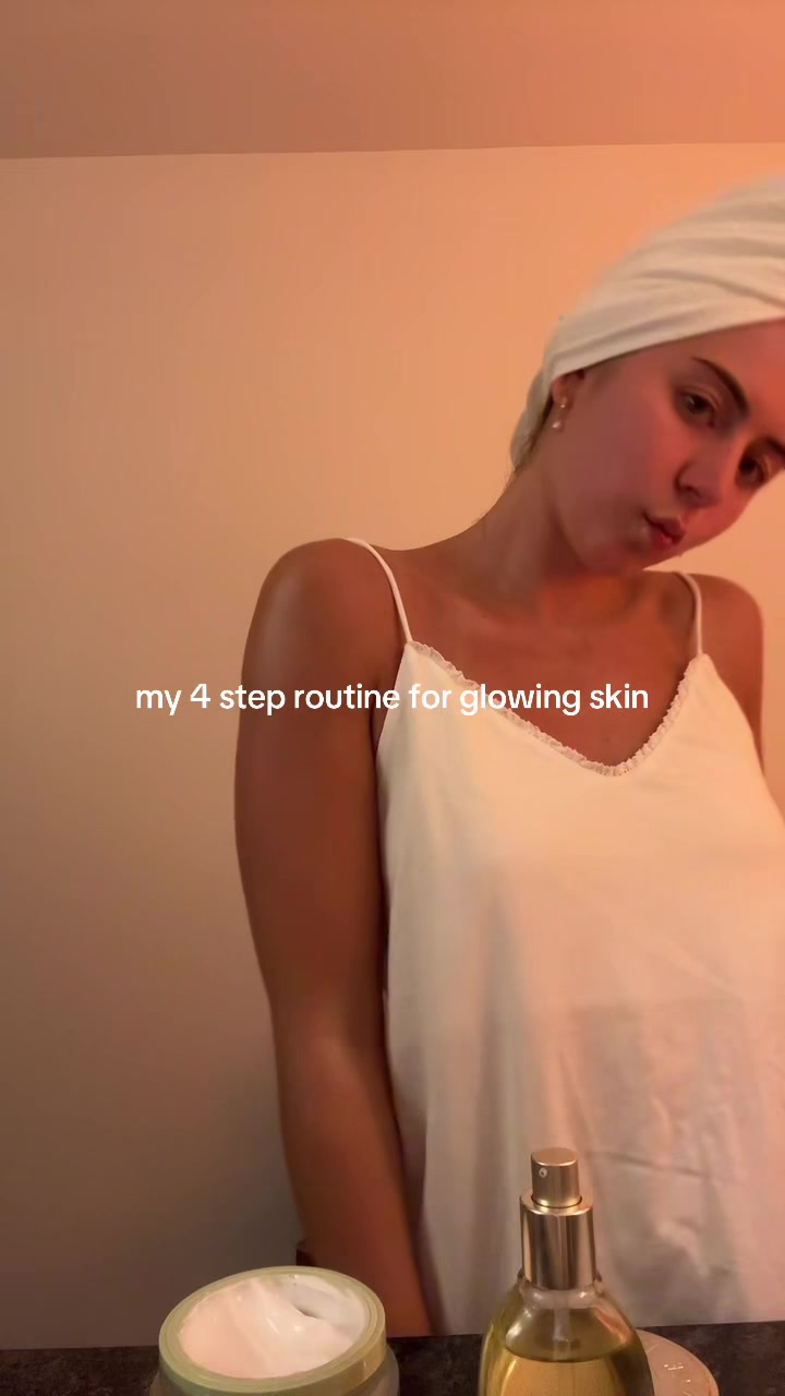@emilyannekrz