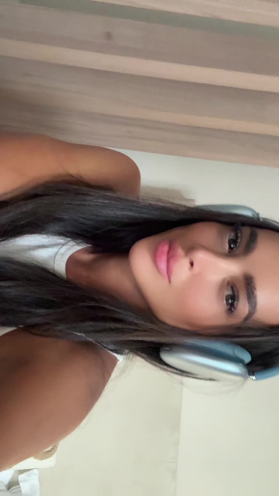 @aniia.xcv