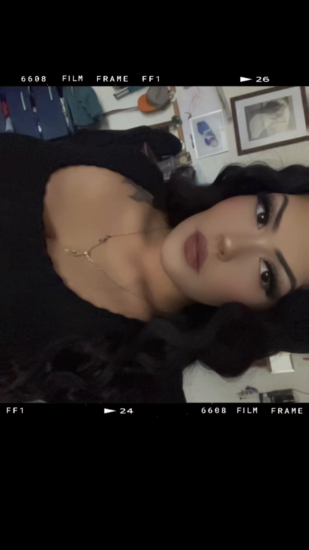 @💵La_krystal_007👑