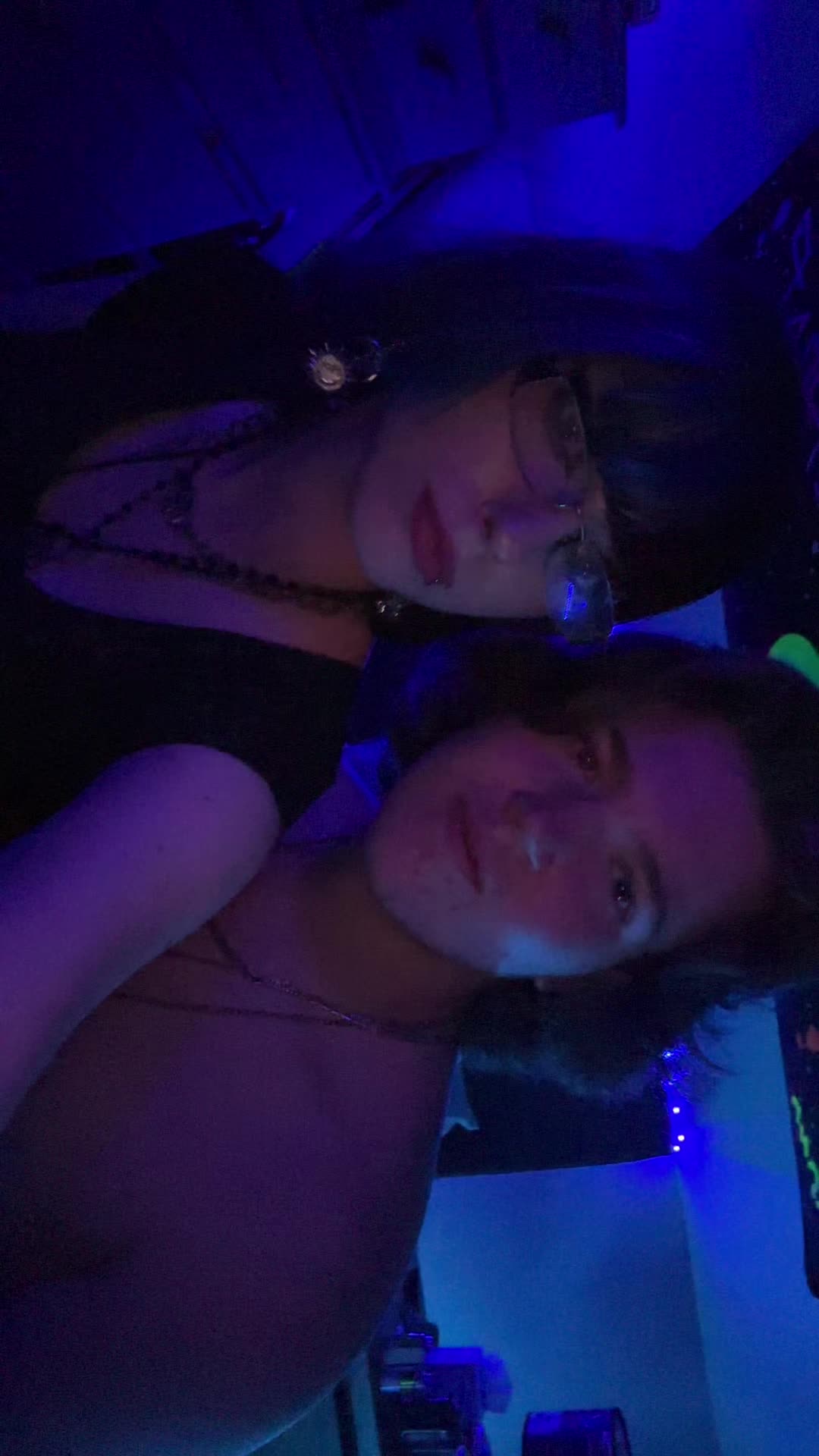 @Red