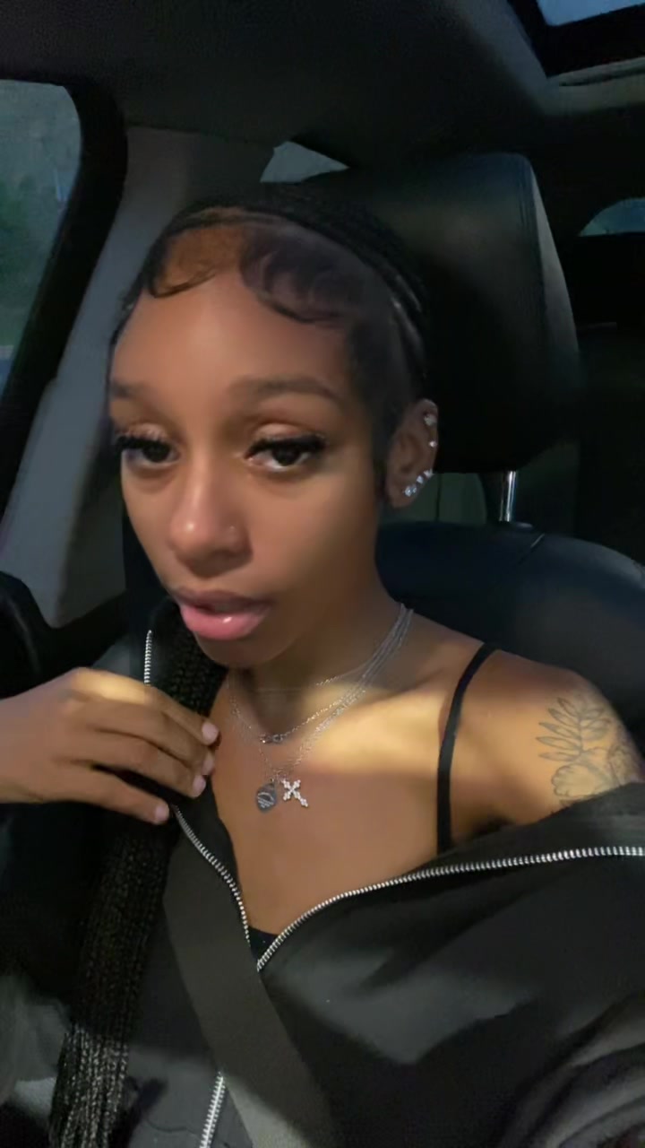 @justaelysiangirl