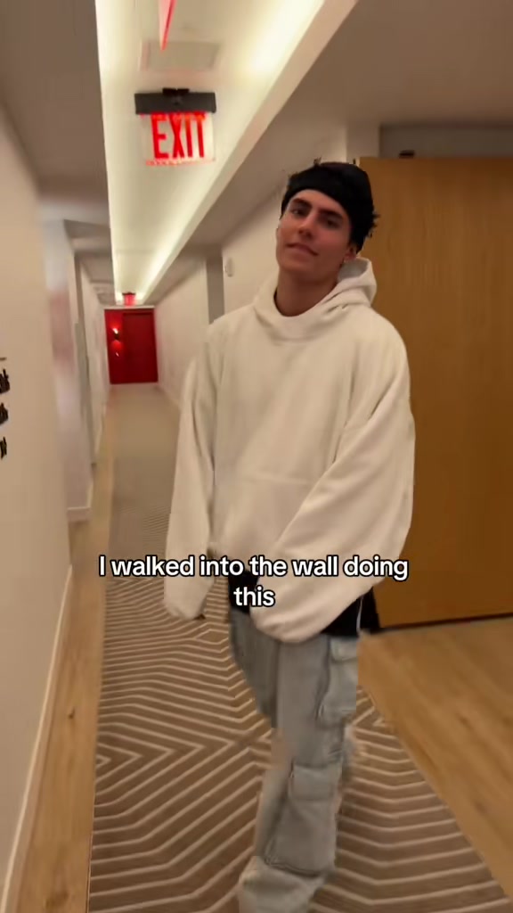 @Alex🕷️