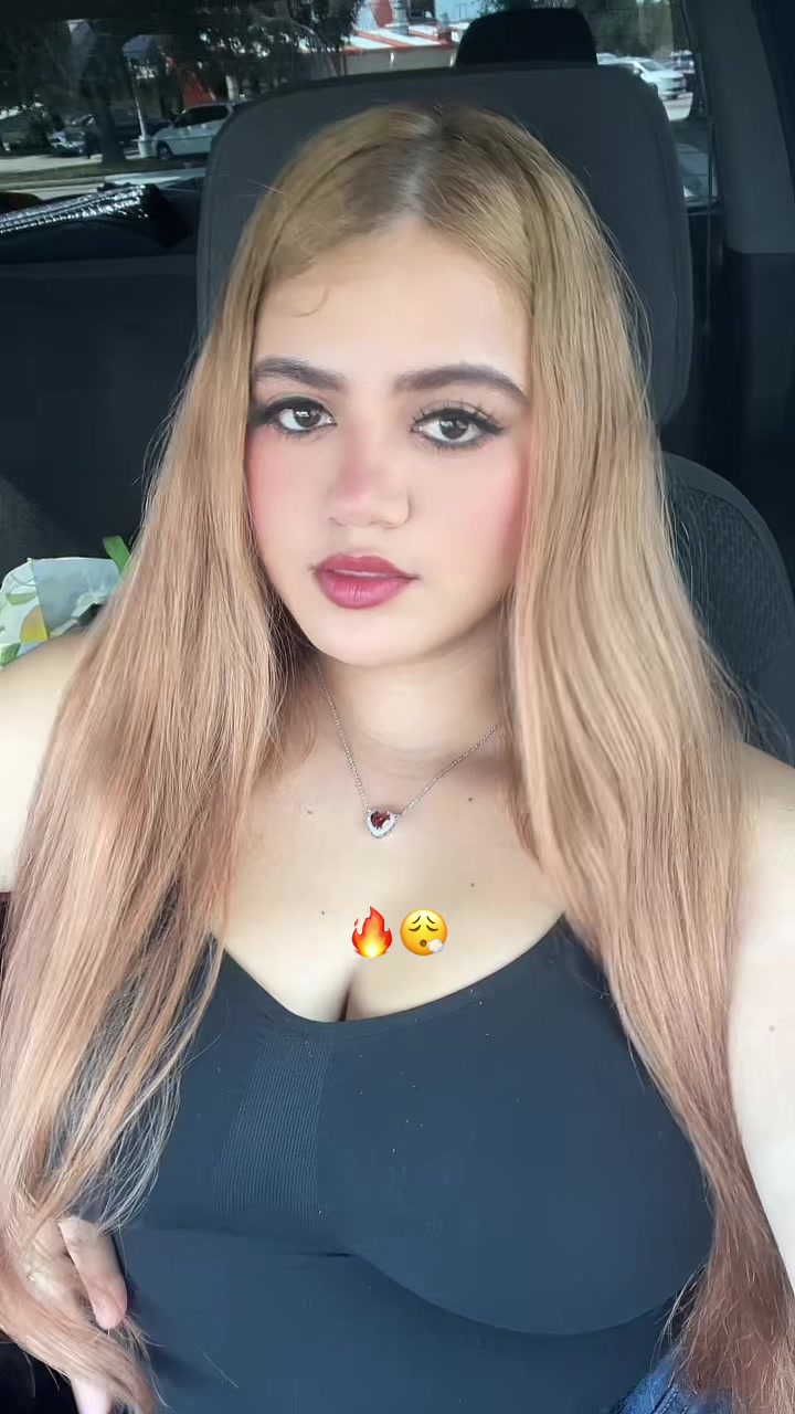 @J E S S I 🇸🇻☀️