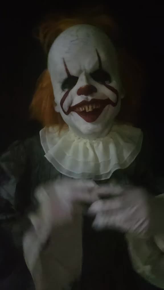 @Horrorwhore