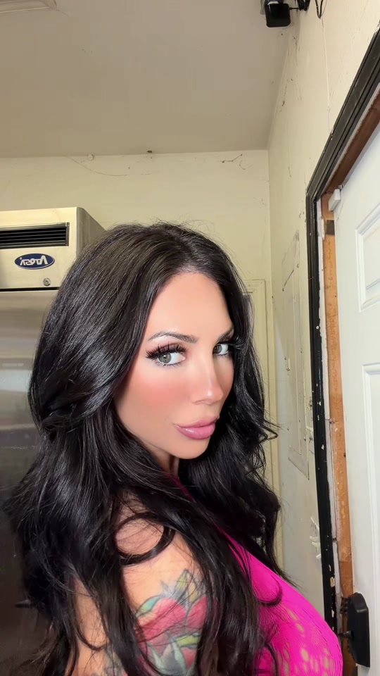 @BabyDollVikki