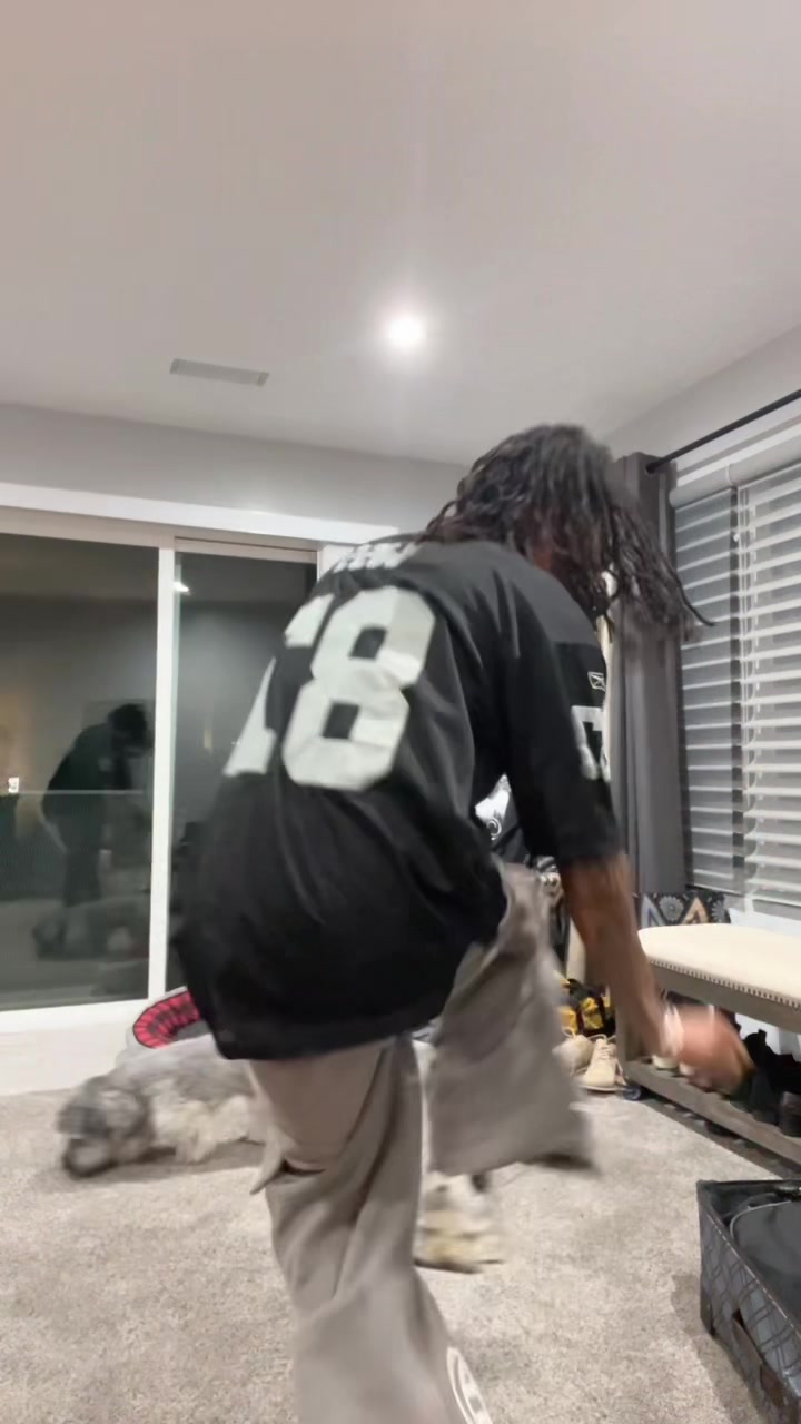 @Sheloveshooplaa