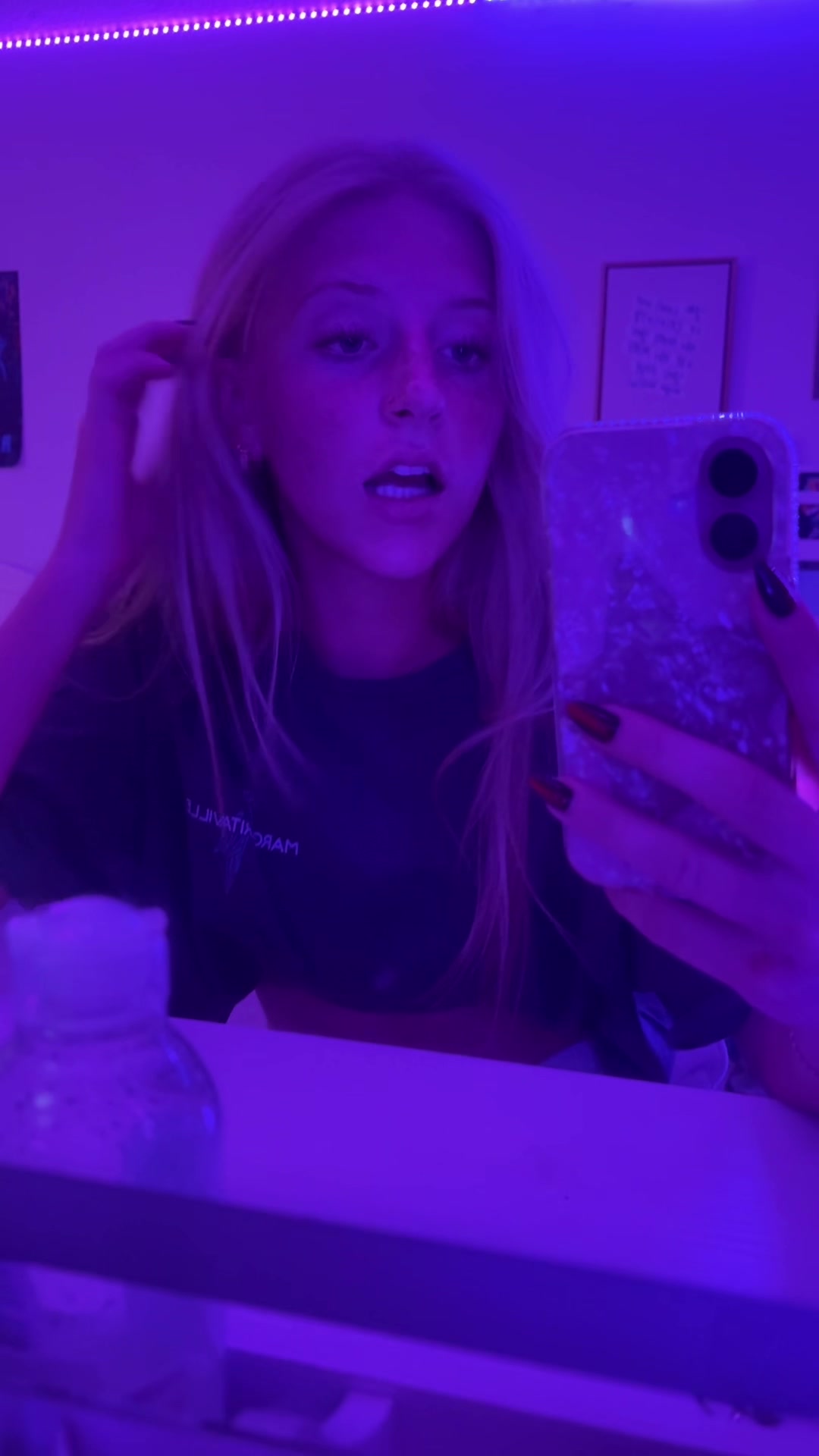 @🍾💋😛🌺🌙